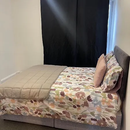 招待所 Lovely In 5