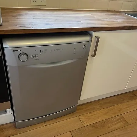 Lovely In 5 Vendégház Bristol