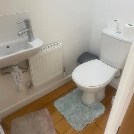 Vendégház Lovely In 5 Bristol