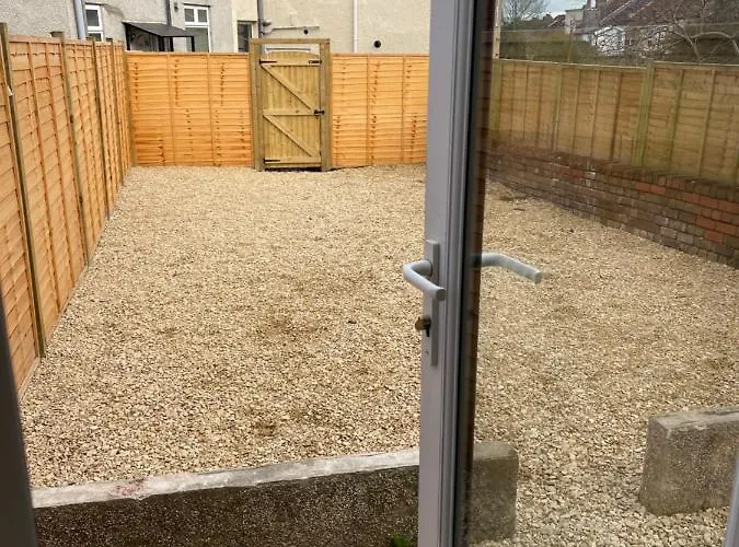 Lovely In 5 * Μπρίστολ