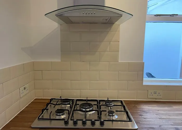 Guest house Lovely In 5 Bristol