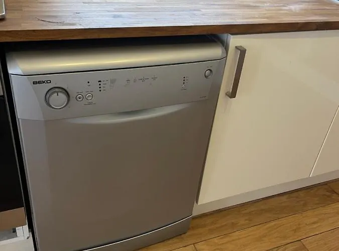 Lovely In 5 Guest house Bristol