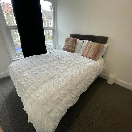 Lovely In 5 * Bristol